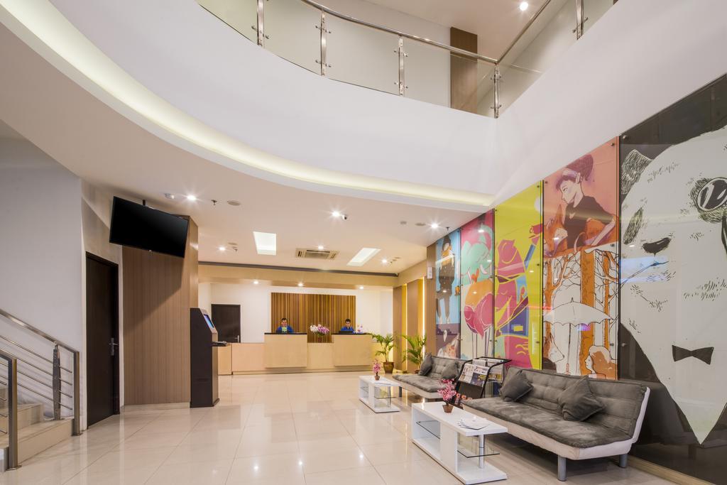 Hotel 88 Grogol Jakarta By Wh Exterior foto
