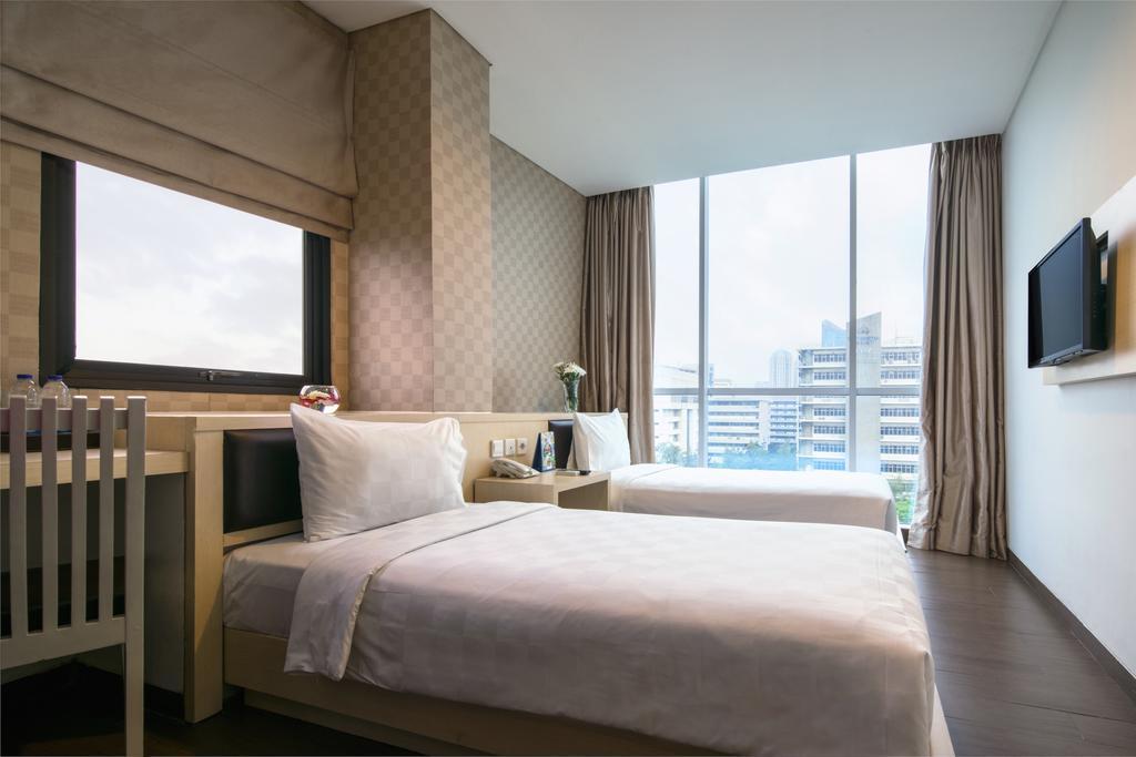 Hotel 88 Grogol Jakarta By Wh Exterior foto